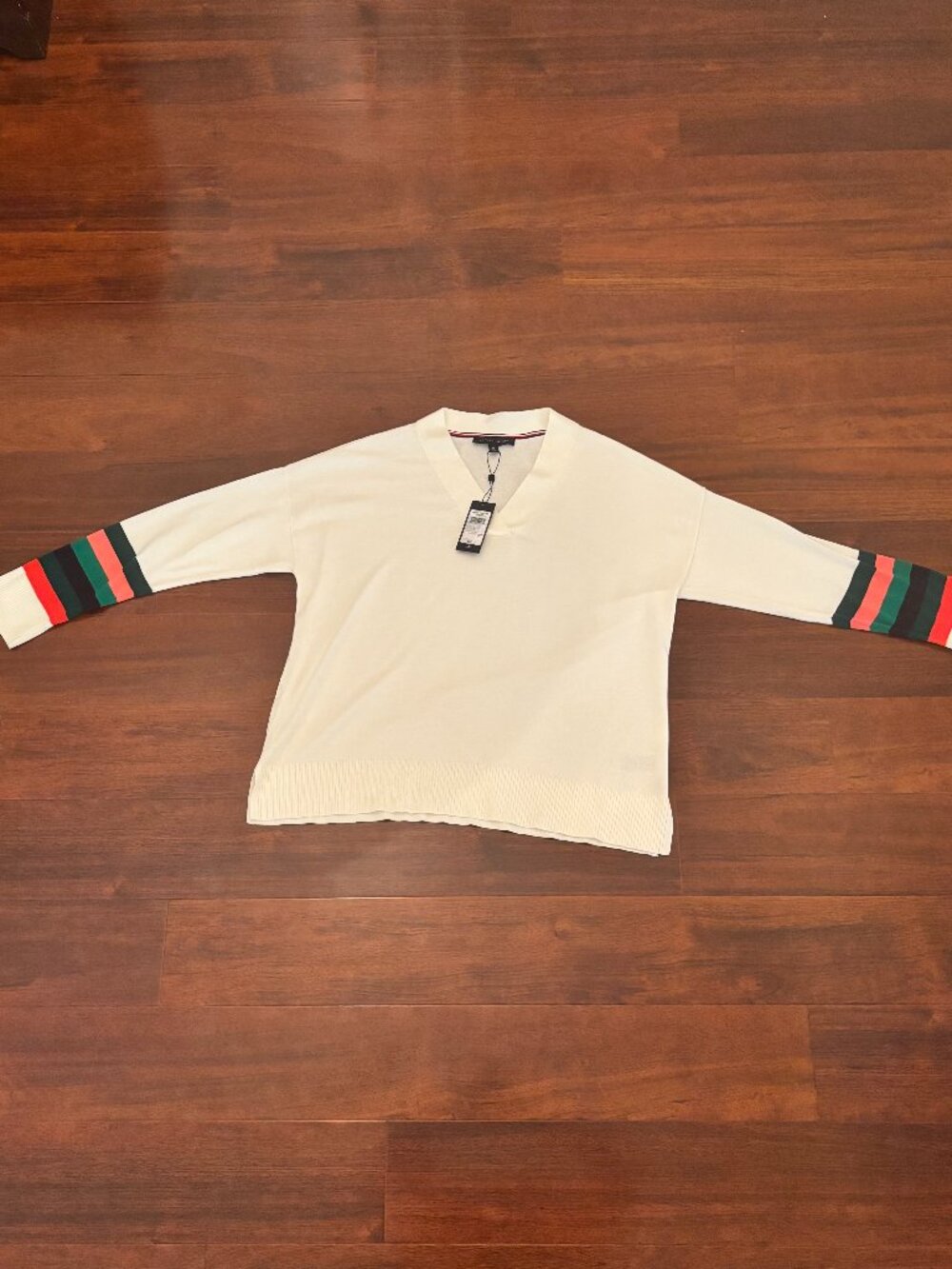 NWT Tommy Hilfiger Women's White Stripe Sleeve Sweater Medium MSRP $69.50